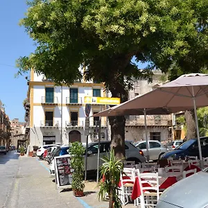 Ostello Le Sedie Volanti, Palermo